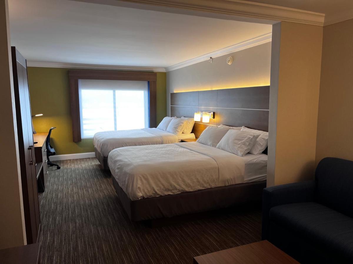 Hotel Express & By Ihg